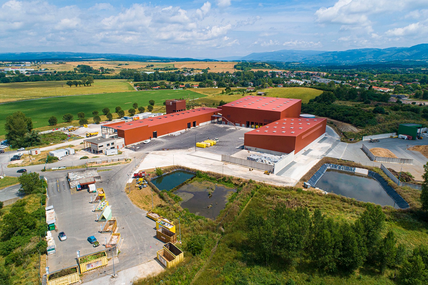 Vue aérienne du centre de tri Brugeria à Labruguière