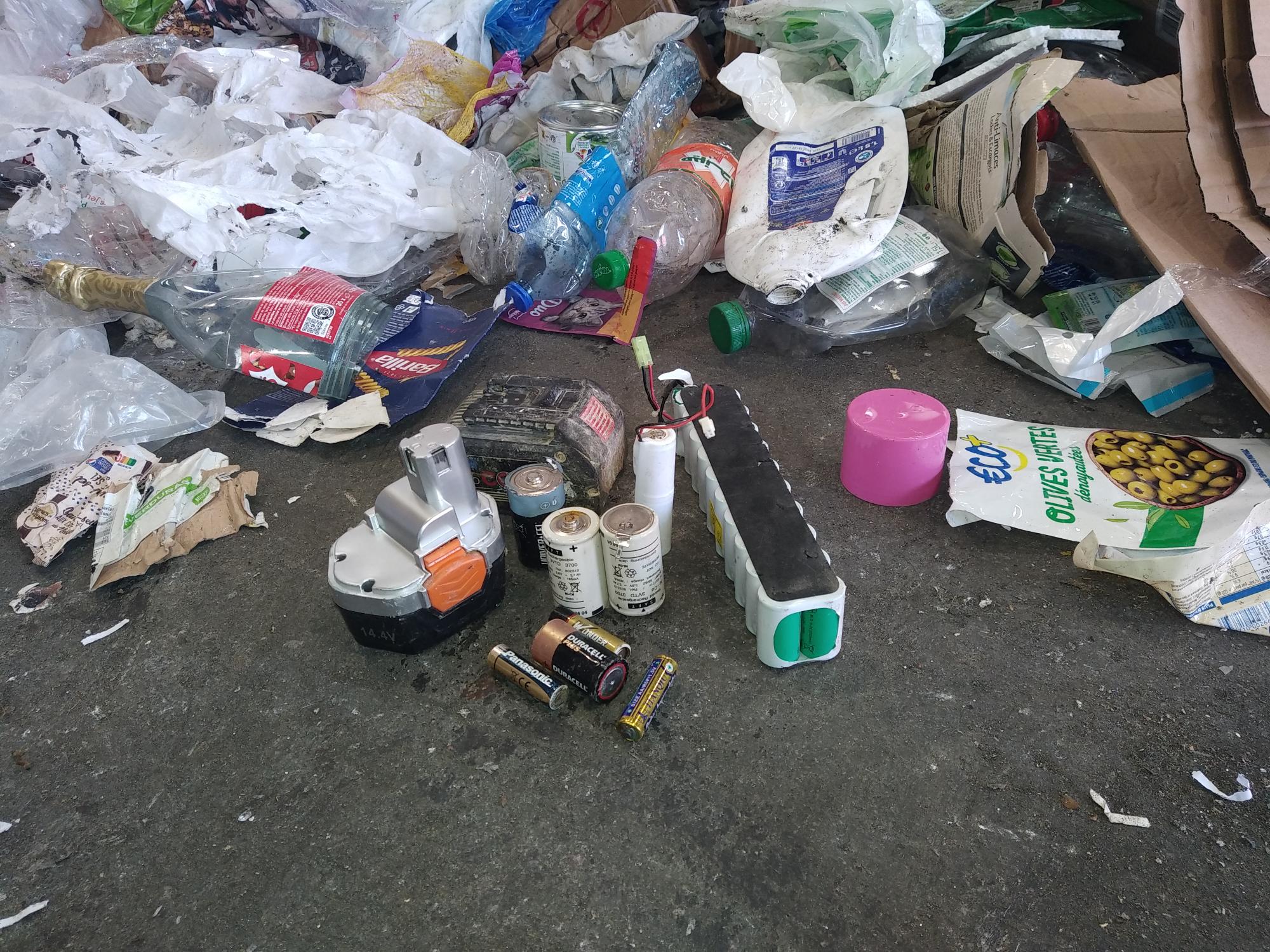 Photo d'illustration Piles et batteries : 100% déchèterie